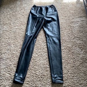 Wilfred Free Daria Vegan leather legging